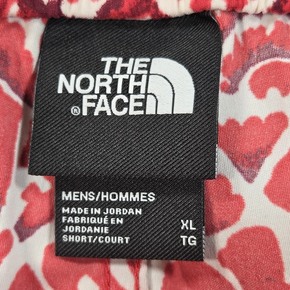 The North Face Shorts Mens XL Red Floral Print 5 Inseam Elastic Waist Stretch